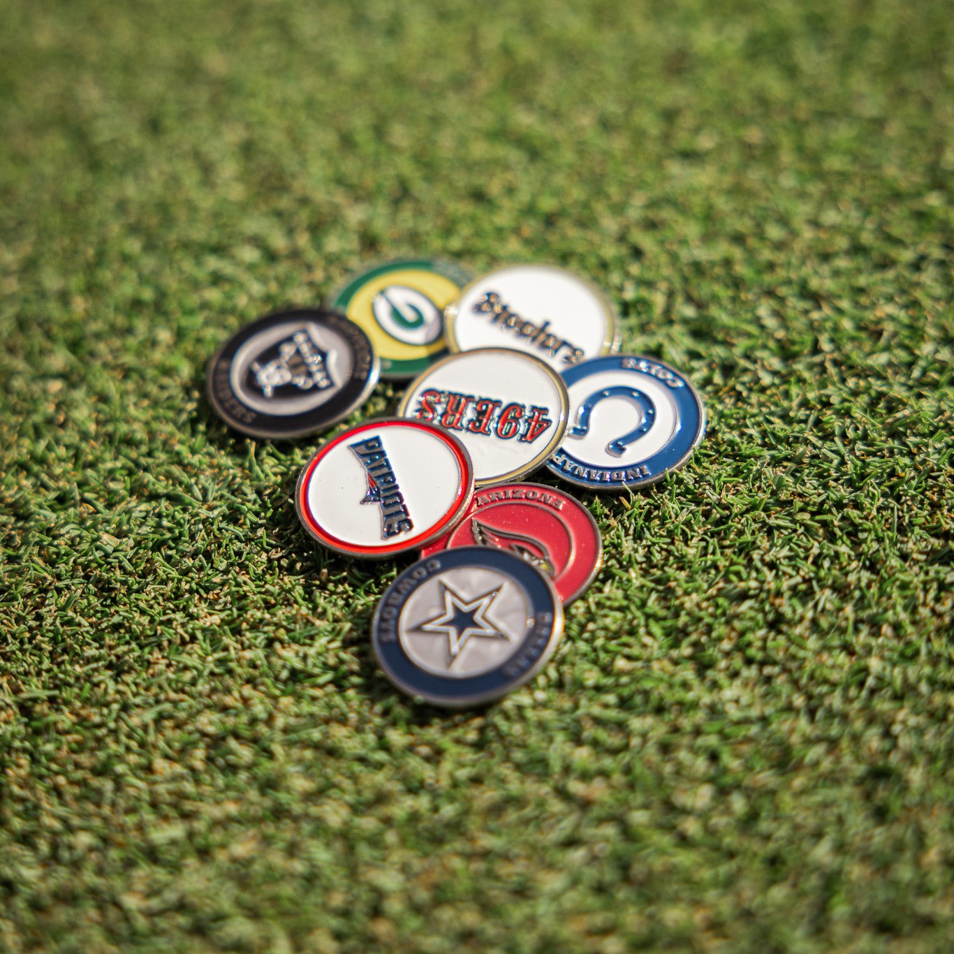 Golf lot newest of many point emblems ball markers tees and more.....